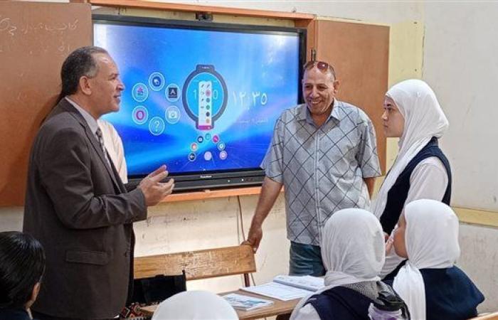 نظام البكالوريا يثير نقاشا بين طالبة ثانوي ووكيل تعليم أسيوط