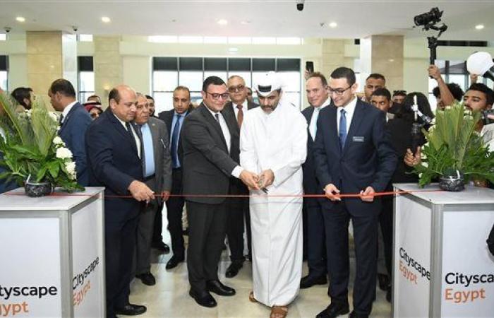 وزير الإسكان: مصر توفر بيئة آمنة وجاذبة للاستثمارات العقارية
