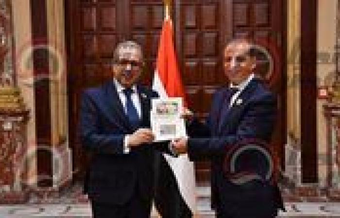 نائب مستقبل وطن أحمد حلمى الشريف يتسلم كارنيه عضوية مجلس الشيوخ 2025..صور