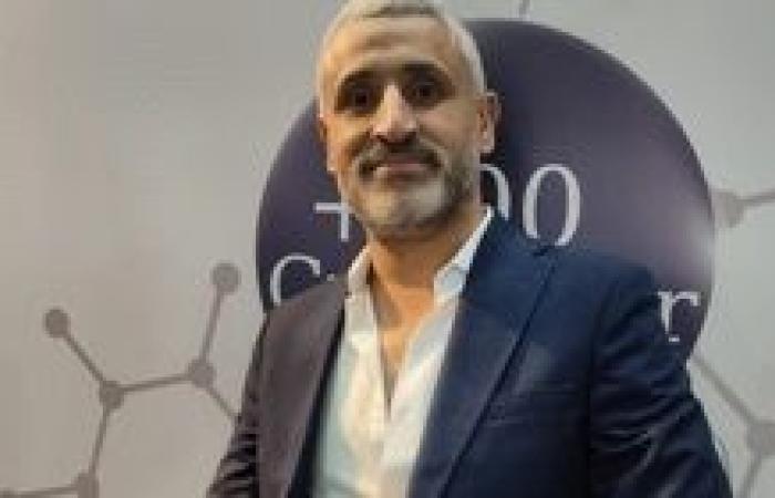 كسبر: القيادة السياسية وراء استقرار الاقتصاد وزيادة معدلات النمو