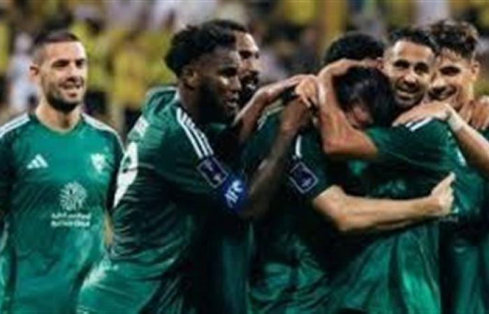 ديميرال يلتحق ببعثة الأهلي السعودي في قطر اليوم