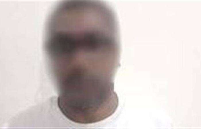 ضبط موظف نصب على زملائه في العمل واستولى على أموالهم بالإسكندرية