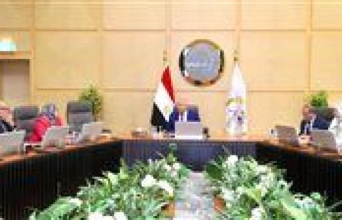وزير الصناعة والنقل يترأس اجتماع مجلس إدارة الهيئة العامة لتخطيط مشروعات النقل