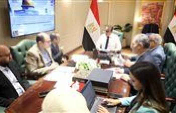 وزير الصحة يتابع مستجدات منظومة إصدار قرارات ...
