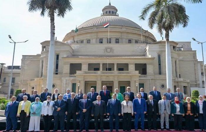 جامعة القاهرة تعلن قرارات هامة لدعم التعليم والبحث والطلاب