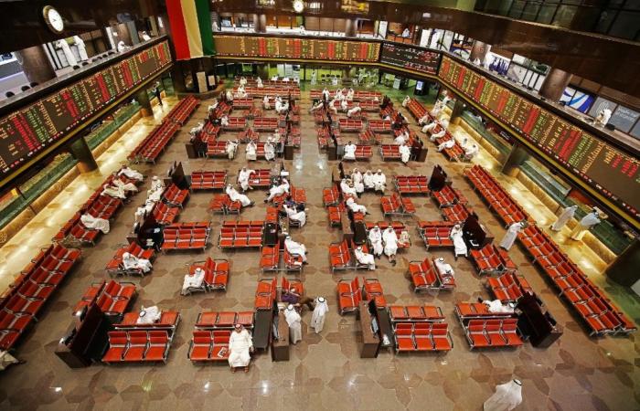 بورصة الكويت تغلق تعاملاتها على انخفاض مؤشرها العام 22.63 نقطة