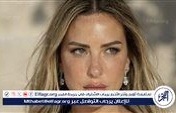 ريم مصطفى تخطف الأنظار بإطلالة كاجوال أنيقة