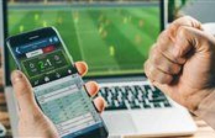 عاجل| قبل قمة الأهلي والزمالك.. الأزهر يحذر من تطبيقات المراهنات ويصفها بـ القمار المحرم