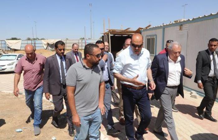 وزير العمل يقود حملة بمواقع مشروعات تحت الإنشاء بالعاصمة الإدارية